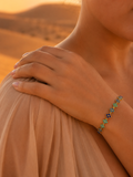 Bracelet SALMA Bleu | Bracelet trèfles bleus en acier inoxydable doré