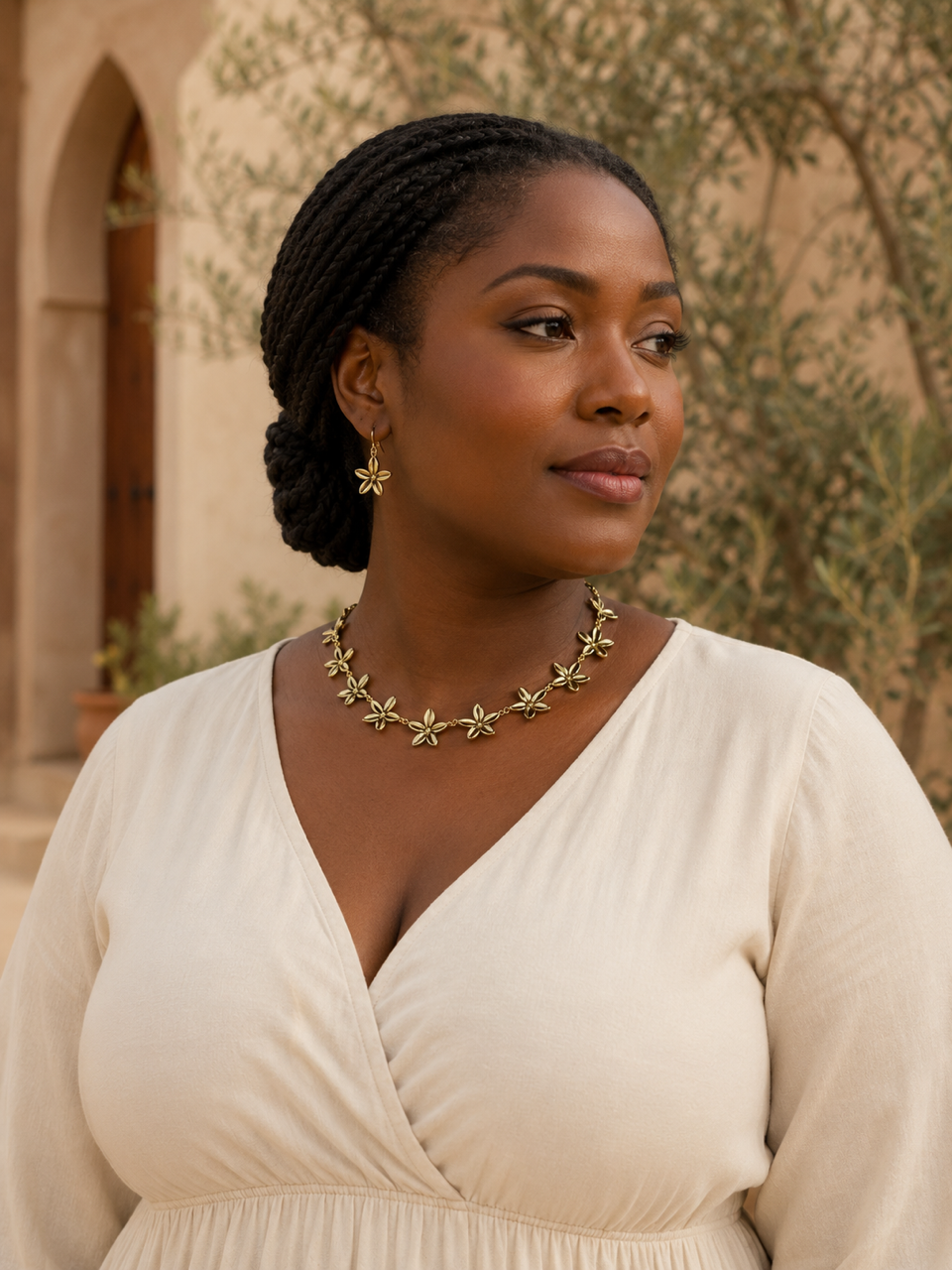 Collier « ANNABELLA » | Collier fleurs doré en acier inoxydable